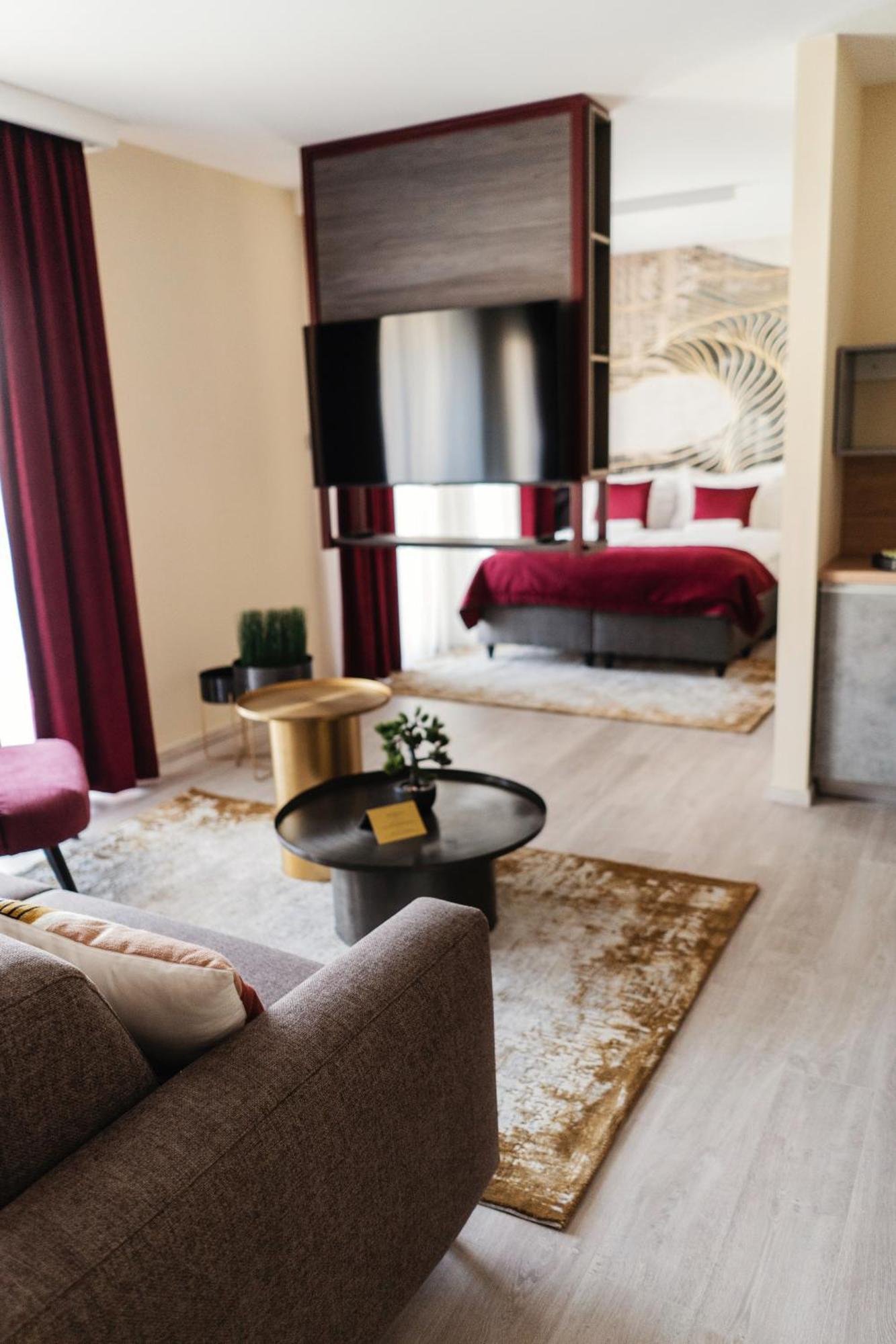 Riva Boutique Hotel سيغيد المظهر الخارجي الصورة